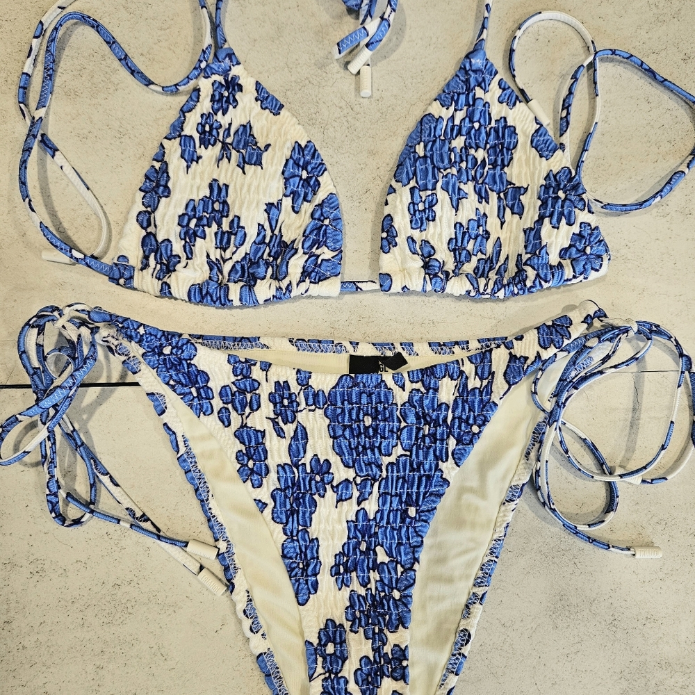 TRIANGL Vinca Royal Pop set